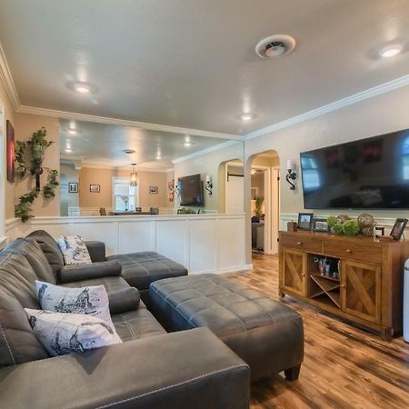 Italian Style In Old Town With Private Hot Tub Villa Fort Collins Dış mekan fotoğraf
